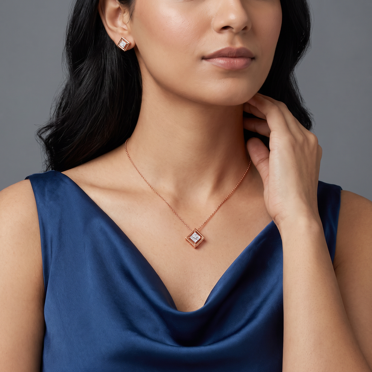 Geometric Allure Lab Diamond Pendant Set
