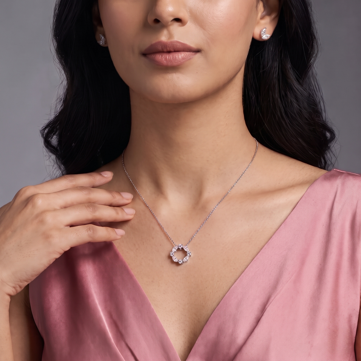 The Dewy Leafy Lab Grown Diamond Pendant Set