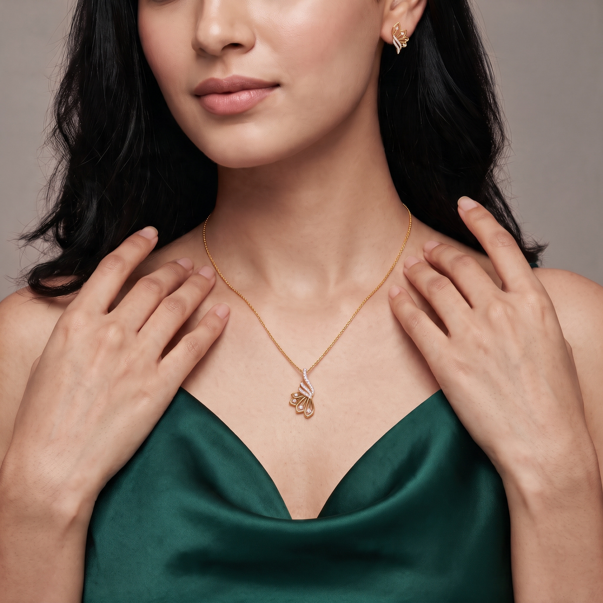 Whispering Leaf Lab Grown Diamond Pendant Set