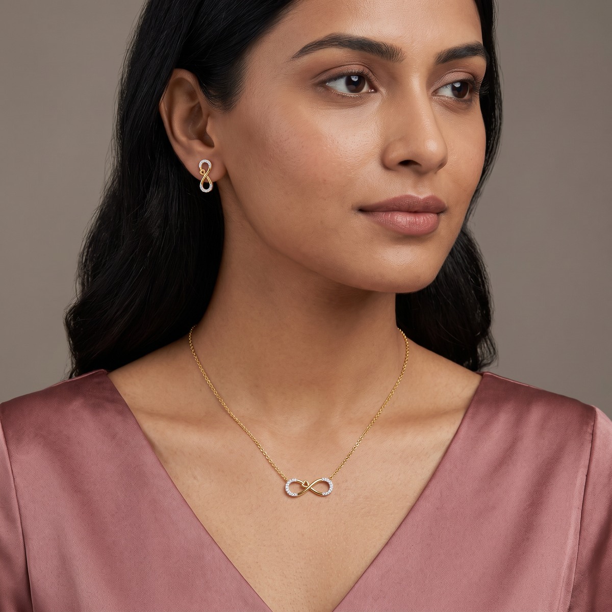 Infinity Suhana Lab Grown Diamond Necklace Set