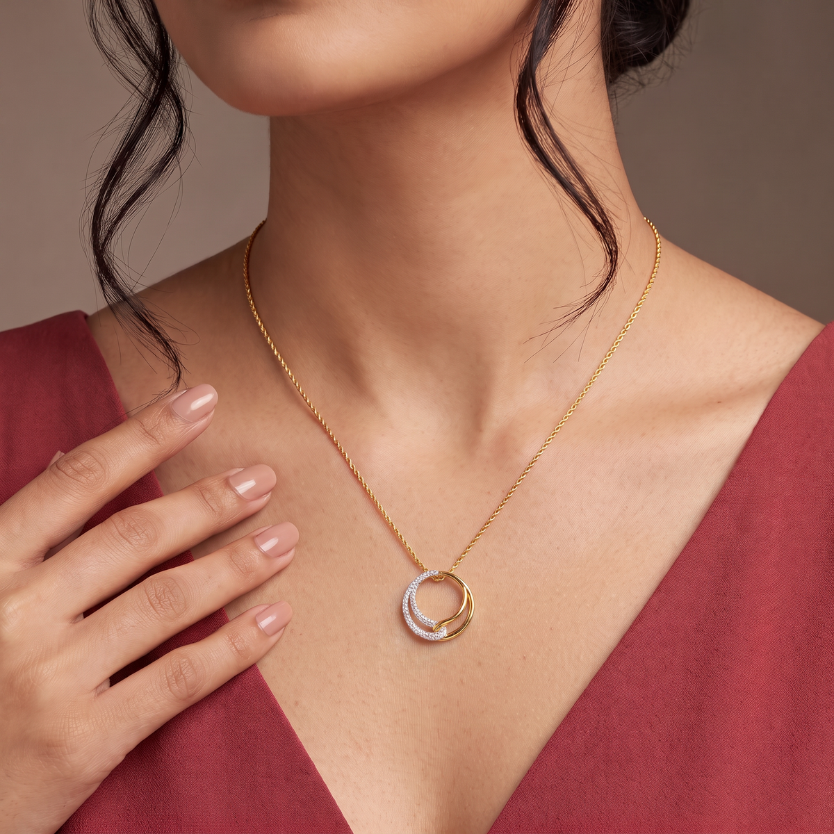 Agastya Diamond Pendant