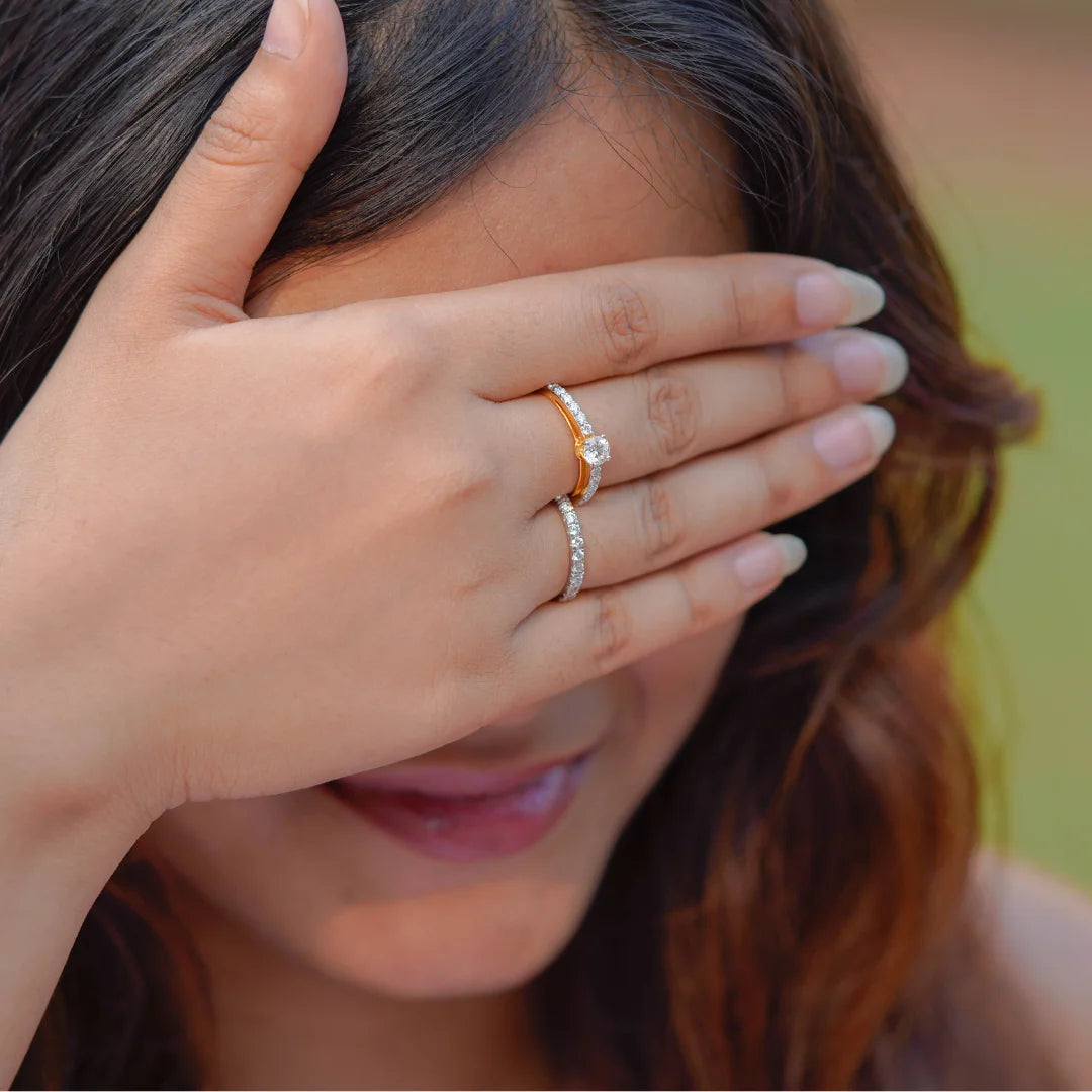 Dazzling Diamond Ring Prospective View