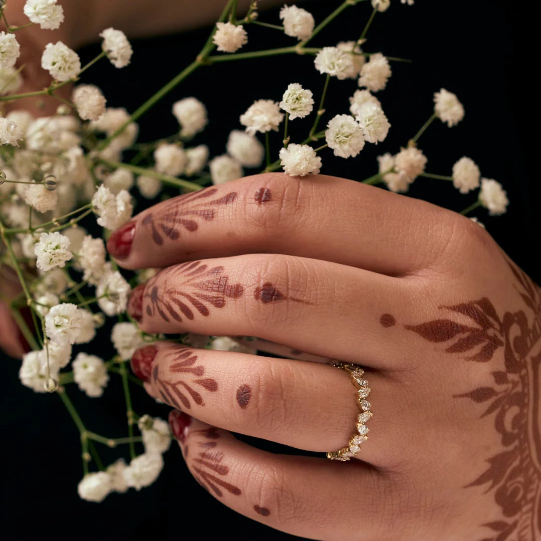 Pear Diamond Band Top view