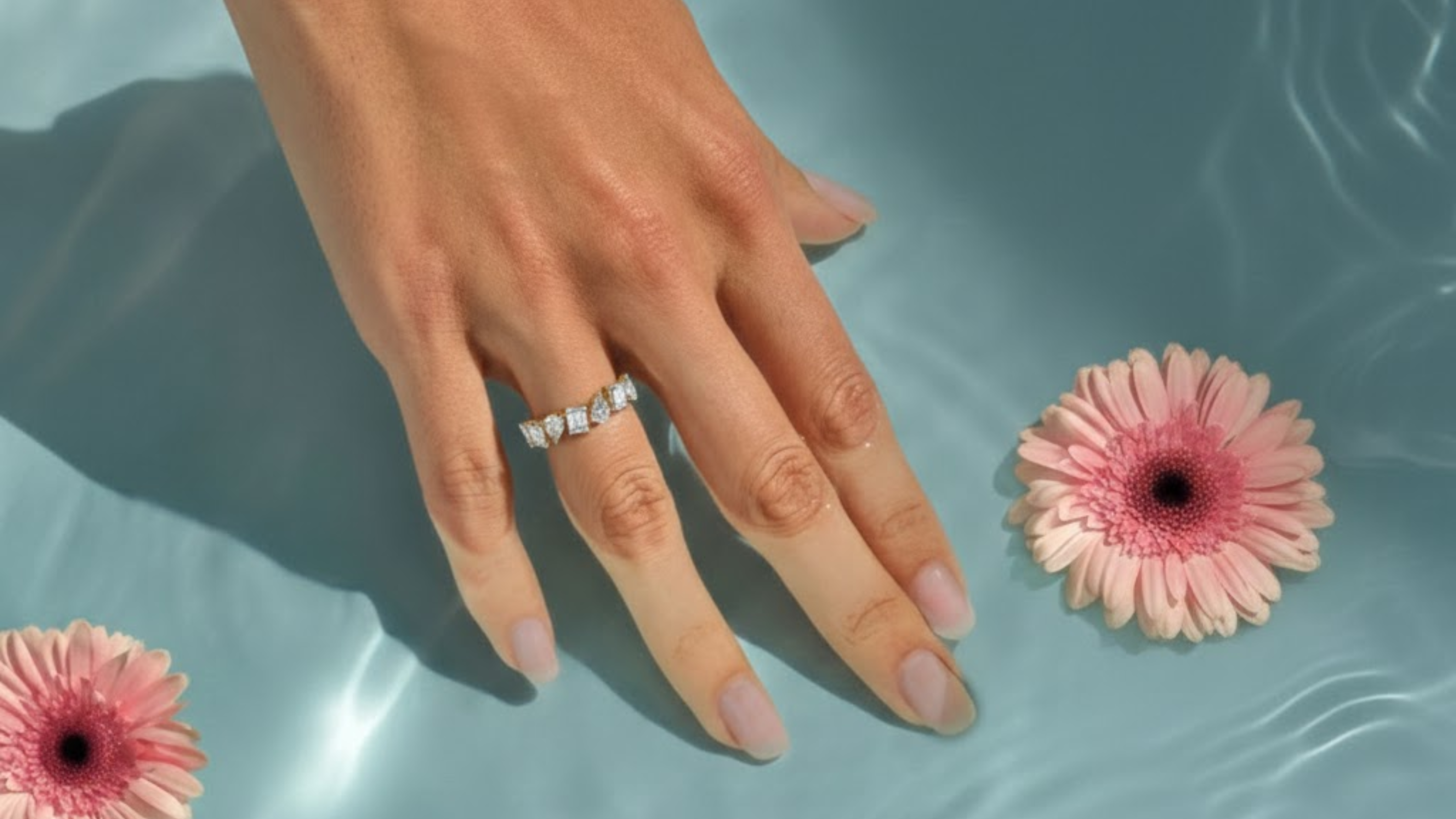 How to Tell If a Diamond Ring Is Real