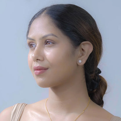 0.5 CT Halo Round Solitaire Studs Prospective View