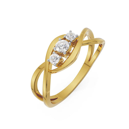 Trifecta of Diamonds Band Top View in 9KT