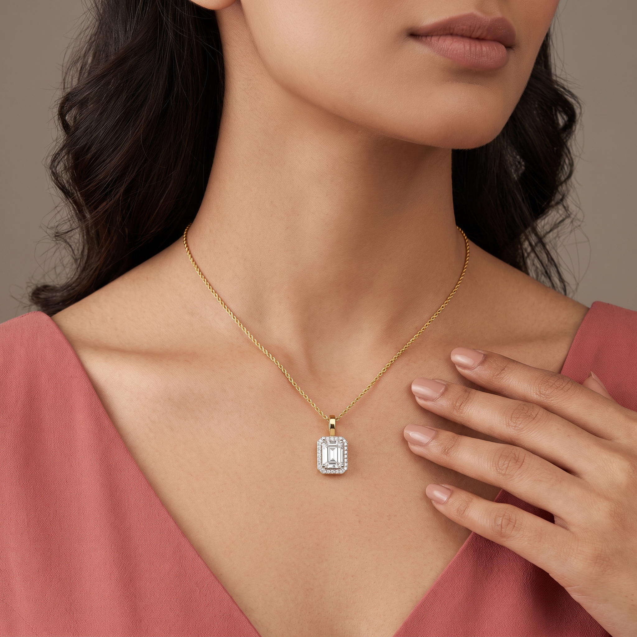 Shiny Halo Lab Grown Diamond Pendant