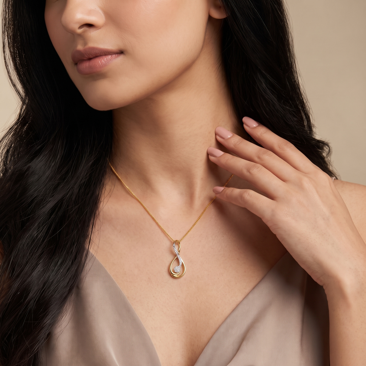 Auric Cradle Lab Grown Diamond Pendant
