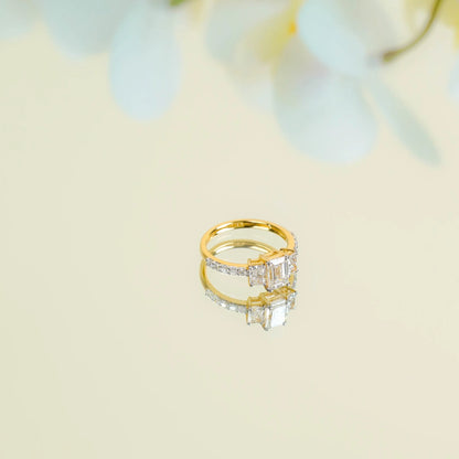 Three Stone Emerald Diamond Ring Prospective View