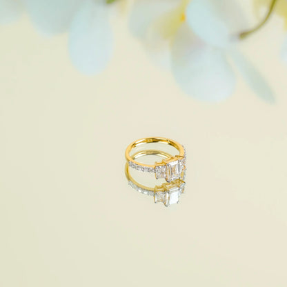 Three Stone Emerald Diamond Ring_in-stock