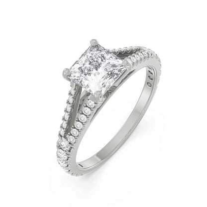 Princess Cut Splendor Ring Top View in 9KT