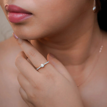 Dazzling Diamond Ring Prospective View