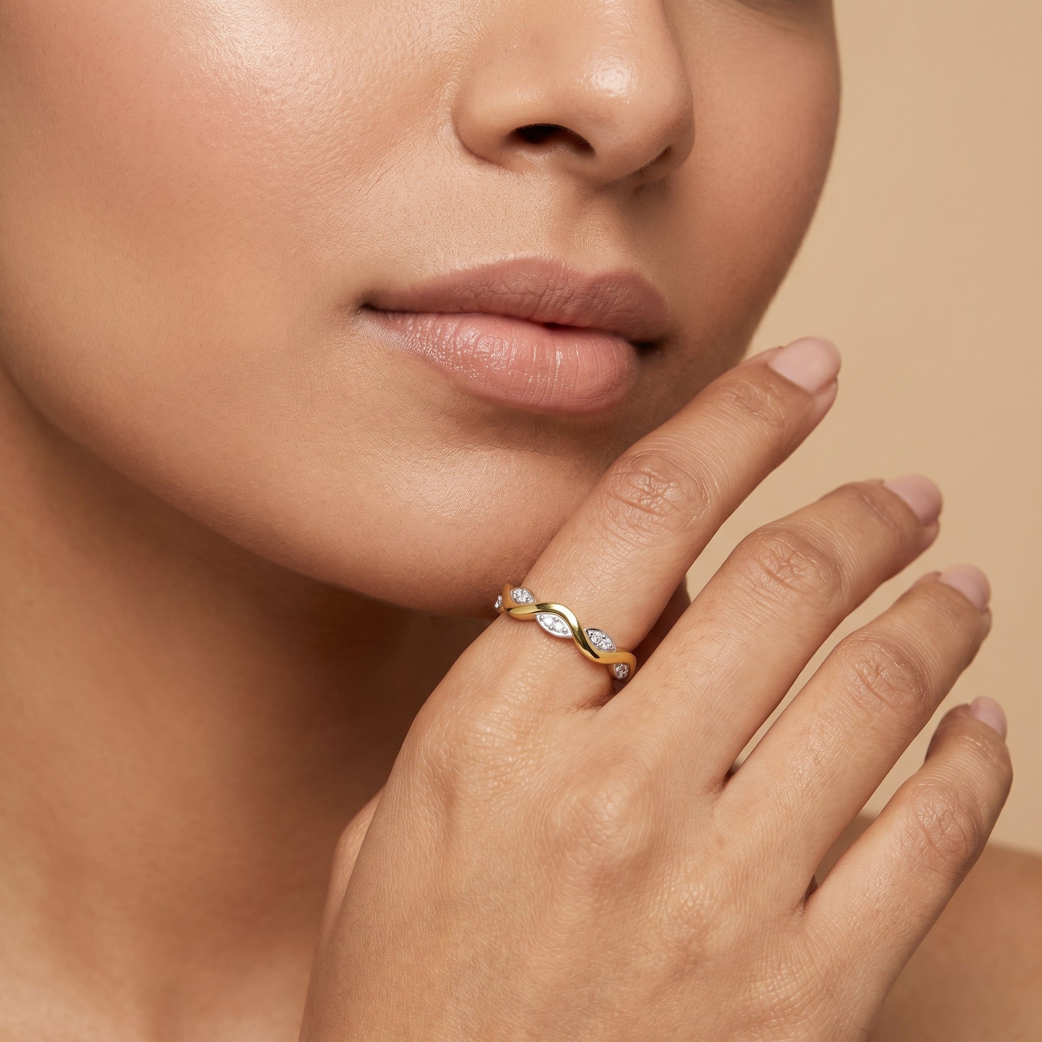 Wavy Krissy Lab Grown Diamond Band