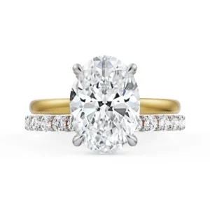 Oval Bridal Diamond Ring Set front view