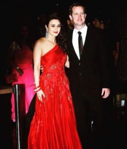 preety zinta reception look